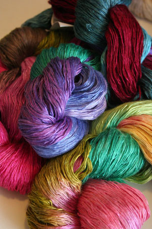 Daily Deal 3 - 31 Artyarns Ensemble Light Multicolor @ 30% off!