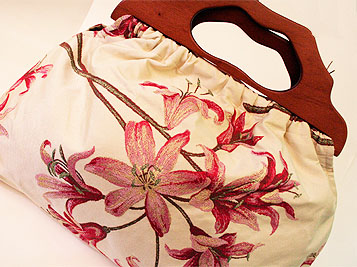 Atenti Bouquet Carpet Knitting Tote