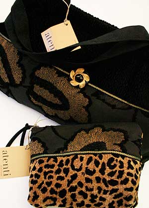 Atenti Designs Doctor Knittingbag in Black on black