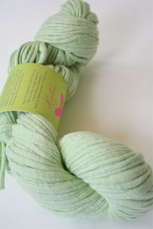 Be Sweet Yarn T-SHIRT