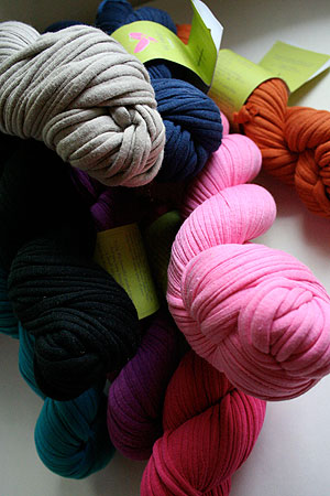 Be Sweet Yarn T-SHIRT