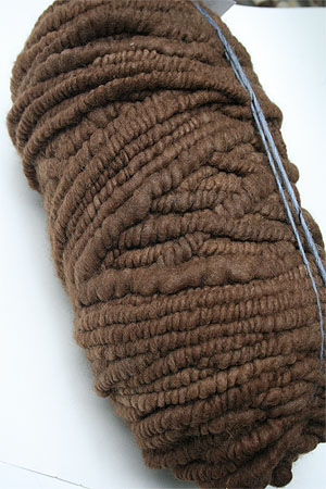 Big Stitch Bump Alpaca Yarn in Dark Fawn