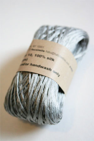 Habu Silk Ribbon Knitting Yarn in 10 Light Grey 