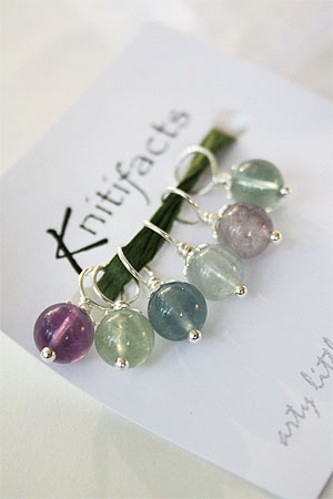 Knitifacts Rainbow Fluorite   Stitchmarkers  