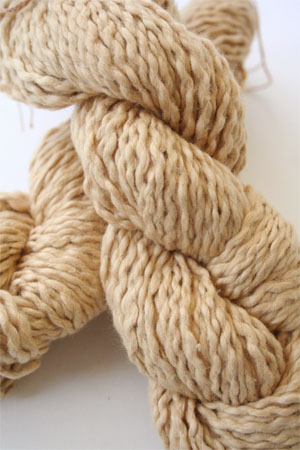 Pakucho Flamme Yarn in Burnt Sugar