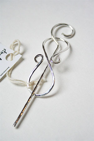 Nickel Swirl Shawlpin by Romi