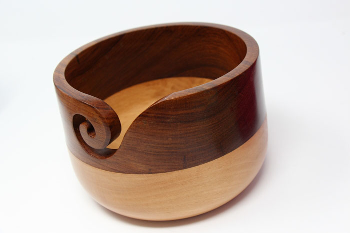 Sheesham Carved Ink Leaf Zen Yarn Bowl
