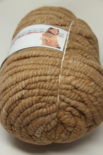 /BUMPS/alpaca Bulky Yarn in Light Fawn