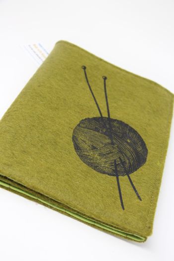 Fibres of Life Double Point Needle Case in Avocado