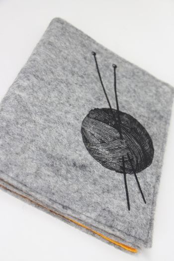 Fibres of Life Double Point Needle Case in Grey