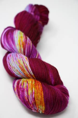 Hedgehock Sock Yarn in Mulberry