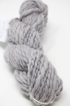 Kinua Yarns The Flamé Yarn in Charcoal