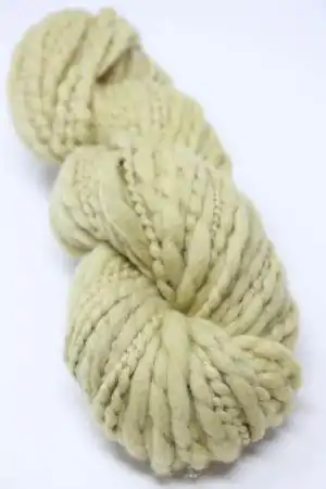 Kinua Yarns The Flamé Yarn in Pistachio