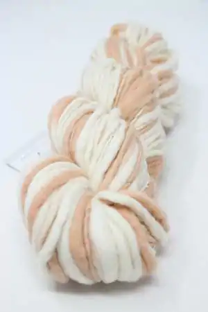 Kinua Yarns Slub Wool Yarn in Blush - Marble