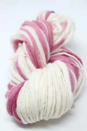 Kinua Yarns Slub Wool Yarn in French Kiss - Marble