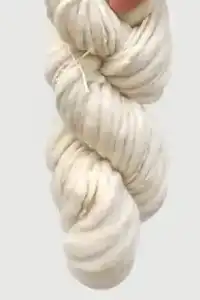 Kinua Yarns | Slub Wool Milk (Undyed)