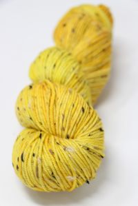 Meadowcroft  Donegal Cottage Tweed DK Gorse (405)
