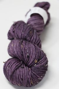 Meadowcraft Donegal Cottage Tweeds DK Superwash Merino Yarn in Nightshade (465) 