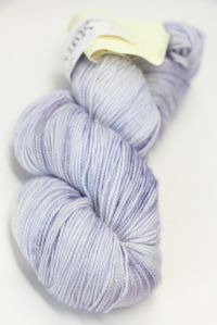 Meadowcroft Rockshelter Sock Yarn Dusk On The Snow (240)