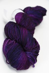 Meadowcroft Rockshelter Sock Superwash Merino Yarn in Fragrant Flowering Tobacco (137)