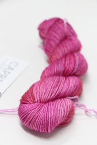 MALABRIGO CAPRINO Yarn English Rose (057)