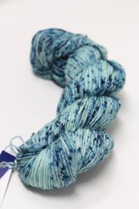 MALABRIGO CAPRINO Yarn Poipu (682)