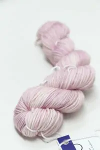 MALABRIGO CAPRINO Yarn Valentina (689)