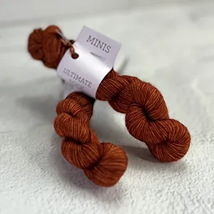 MALABRIGO ULTIMATE SOCK MINI CARAMEL (142)