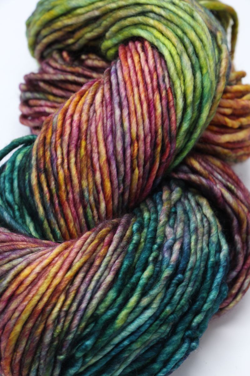 Megatibia Trocando Spider silk por Spool of yarn 