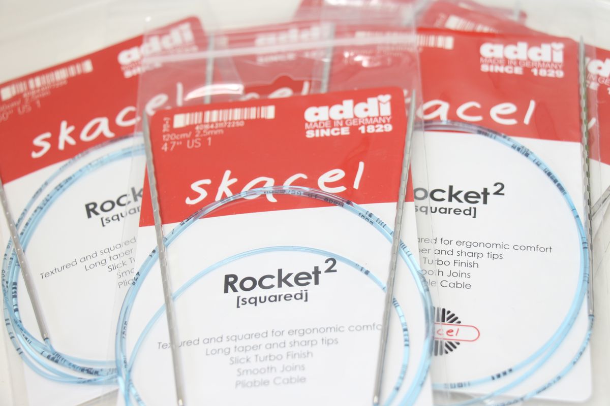 aka Rocket 2 Squared 40cm US 0 2mm Ergonomic Circular Knitting Needles with Red Cord and Needle Gauge 16in addiNovel 
