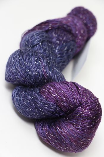 Artyarns Ensemble Glitter Light | H24 Wild Berries (Gold) 	