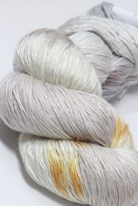 Artyarns Ensemble Light in color