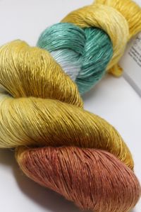 Artyarns Ensemble Light in color