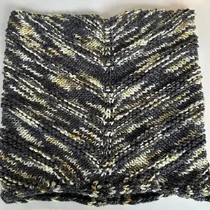 ARTYARNS Pine Trees Cowl Detail