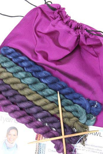 ARTYARNS Cashmere Triangle Shawl Gift Kit