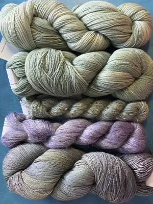 ARTYARNS CHAIN SWEATER SAGE BLOSSOM