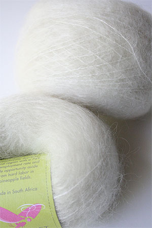 Be Sweet Medium Brushed Mohair in Natural