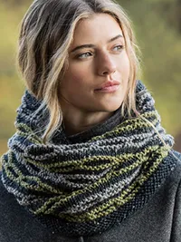 Blue Sky Fibers Knitkit Chain of Lakes Cowl