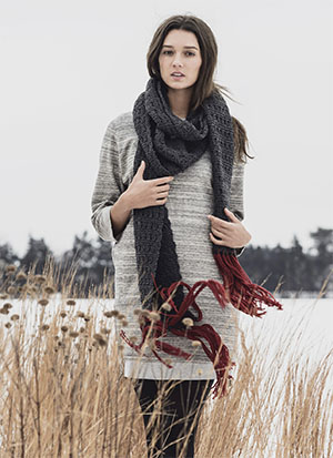 Knitting Patterns for Blue Sky Fibers Woolstock | Silver Bay Scarf