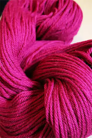 CASCADE 220 Cerise (7802)