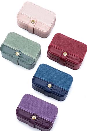 Della Q Cleo Knitting Caddy at Fabulous Yarn