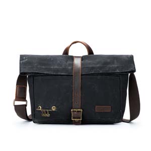Della Q | Makers Rolltop Bag | Black