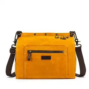 Della Q | Makers Canvas Rucksack in Mustard