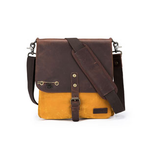 Della Q | Makers Canvas Saddlebag