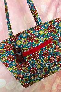 Della Q Willa Knitting Tote in Belmont 110