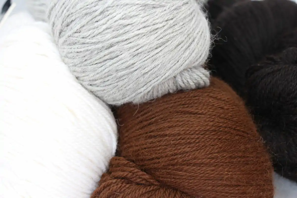 Alpaca Yarn/Non-superwash/Brown Alpaca Yarn/Handspun/Sport Yarn