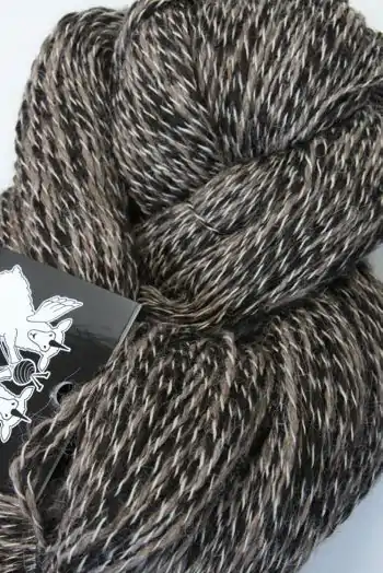 Fab Yarns Peruvian Alpaca Tweed Yarn in Musk/Charcoal (PT111) 