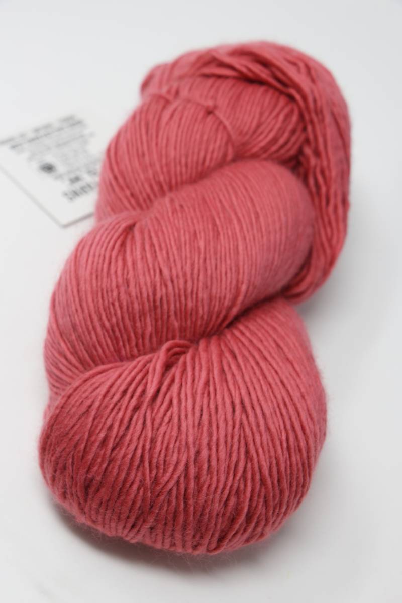 Galler Yarns Wow 100% Merino in Darling (WOW-24) at Fabulous Yarn