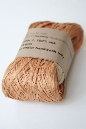 Habu Silk Ribbon Knitting Yarn in Melon 