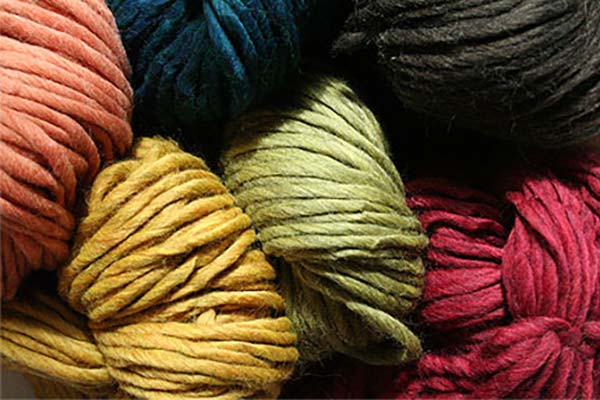 Cascade Magnum Super Bulky Yarn
